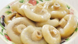 Маринованные грузди