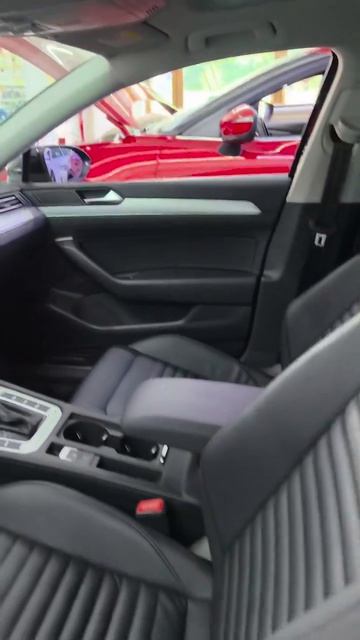 В продаже Volkswagen Magotan 1.4T 280TSI Comfort 【Объём двигателя】1,4 Т