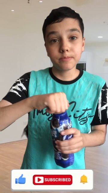 Не покупайте эту гадость в красном и белом 😵