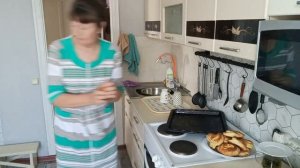 Жизнь на пенсии в ДЕРЕВНЕ/Жду гостей/Ездили в больницу/