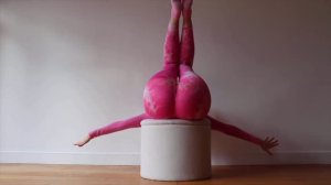 Yoga Time — Middle Splits Flow