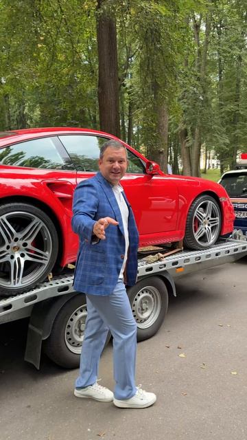 Porsche Vs Mercedes !