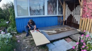 Летний вечер на даче: полив, стройка и море цветов