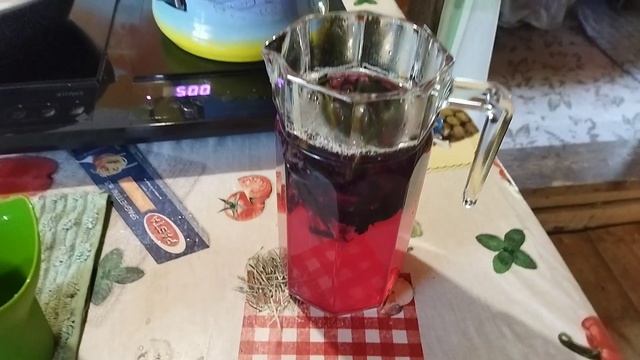 МИШКА 😻😻😻ЛЮБИТ ❤💛💙РУКОЛЛУ 😁😁😁БАЗЕЛИКОВЫЙ КОМПОТ🧋🥤🧃#кот