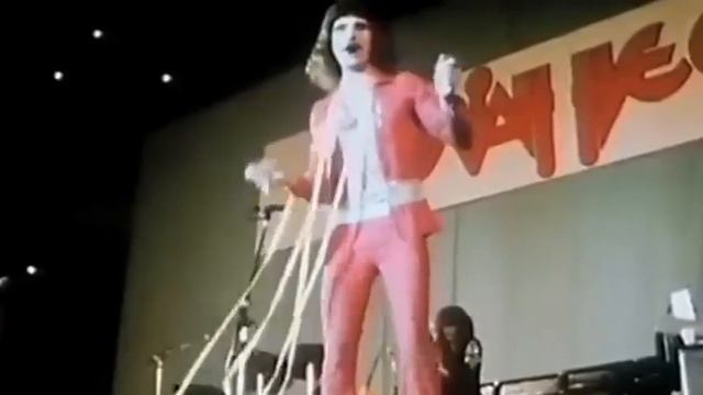 Uriah Heep - Look At Yourself