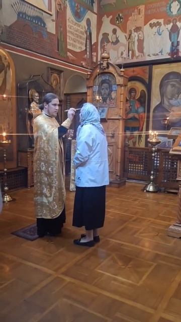 Вчера во время вечернего Богослужения в Храме Александра Невского! Слава Господи, Святому Воскресени
