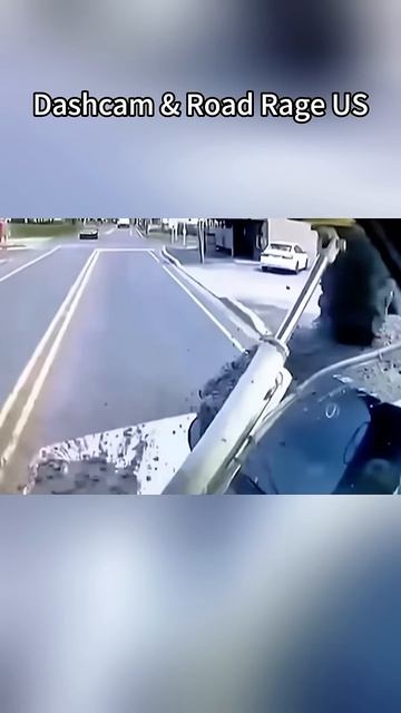 US Dash Cam #dashcam #dashcamusa #dashcamvideos #drivingfails #road#roadtrips #c(1)
