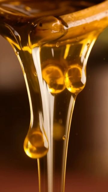 Золотистый мёд стекает струйкой 🍯✨ Гипнотичное AI макро 🤖