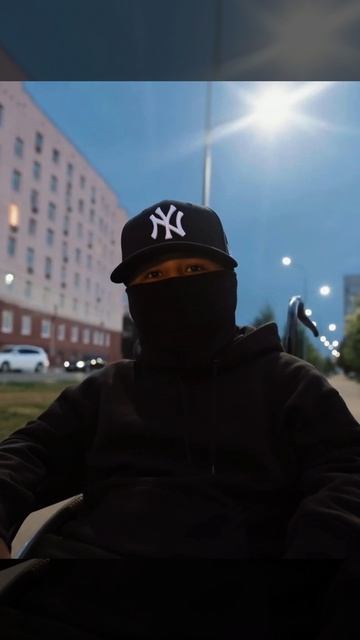 «Пока внутри моей груди мотор гудит» | Krays 💥