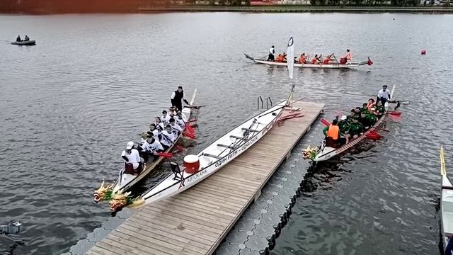 Гонки на китайских лодках в акватории озера Кабан в Казани 16 августа 2026