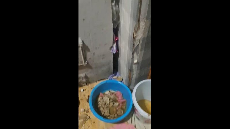 Пр. Московский, 1: потолок рухнул, УК «Формат» не приехала, люди платят за воздух