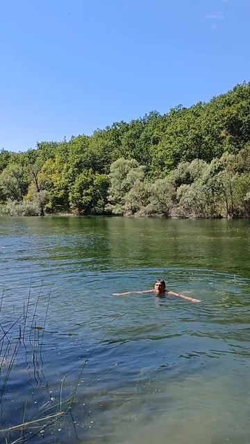 Традиционное воскресное купание