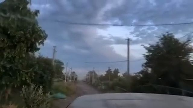 💪🇷🇺 Наши бойцы не теряют духа!  Даже в непростых фронтовых условиях наши ребята находят время для