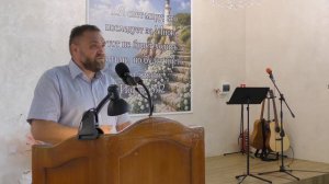 Кто ударит тебя в правую щёку твою, обрати к нему и другую.