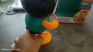 танцующий пингвинёнок умка