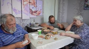 Вкусно кушаем суп всей семьёй Обед деревенских тружеников ПОДВАЛ ИЛЬИЧА