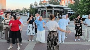 Кружилась в платье белом... 15.08.26...