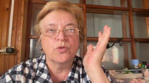 Лечим собачку после операции. Женечка боец. Без воротника сложно мне , не ей.