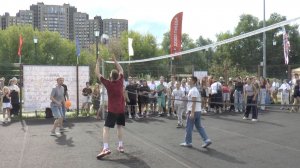 Волейбол. Один профи + любители. Команда Дмитрия Швеца vs команды Максима Энгелейкова
