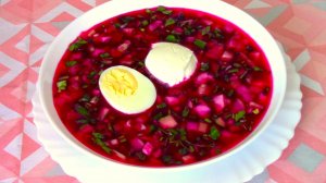 Освежающая и очень вкусная окрошка на квасе.