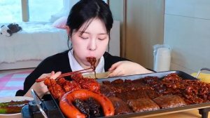 ASMR Мукбанг