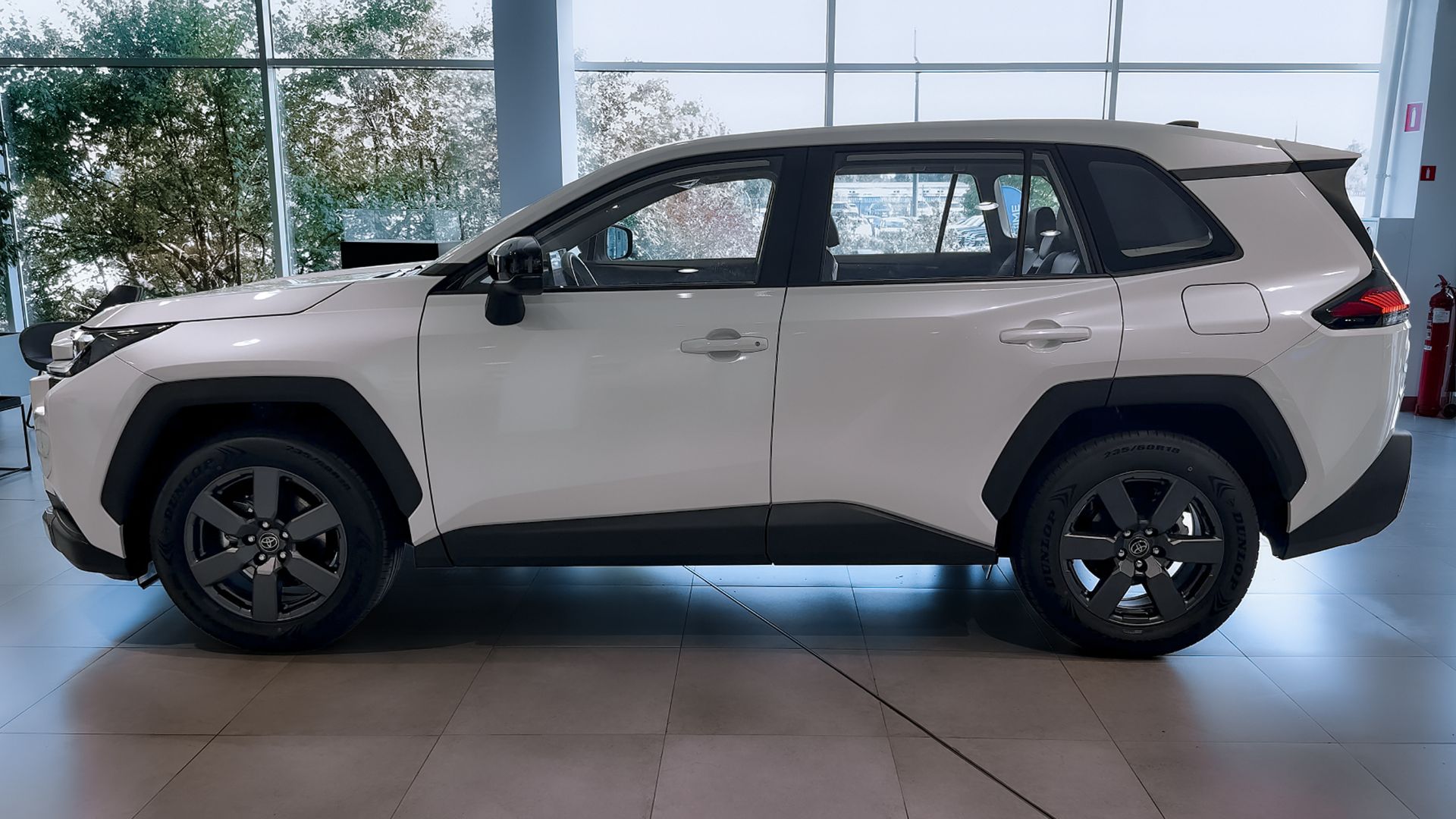 2026 Toyota RAV4 - Визуальный обзор экстерьера и интерьера