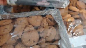Наша Наталья из г. Воронеж в очередной раз передала для защитников выпечку, хлебушек в ресторанчик.