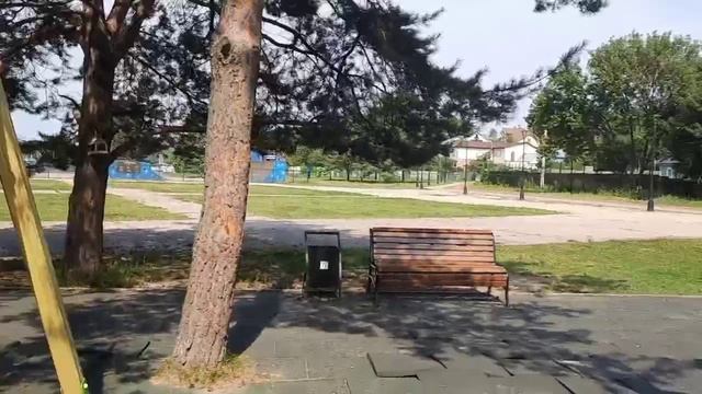 Прогулка на детской площадке