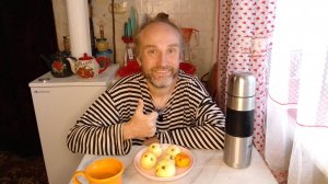 Фруктовый перекус. Разногласия церкви Христовой. Мукбанг. Обжор. Еда на камеру. Диета. Шизофрения.