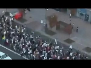 В столице сопредельного государства вспыхнули массовые протесты против президента