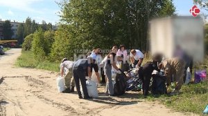 Сотрудники городских департаментов провели субботник на территории водных объектов