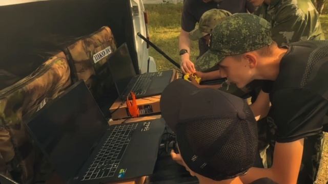 НА КРАЕВЫХ ВОЕННО-ПОЛЕВЫХ СБОРАХ ПОБЫВАЛ МОБИЛЬНЫЙ КЛАСС ПРОЕКТА «ФЕНИКС»