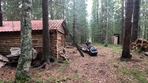 Печь вместо ружья: Как дождь изменил планы в тайге.