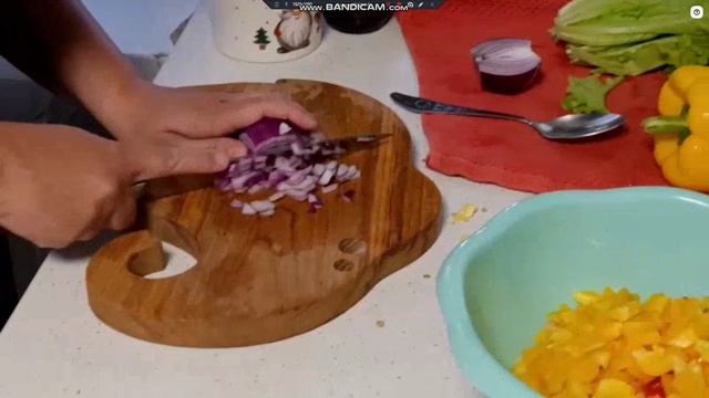 рецепт салата с фасолькой