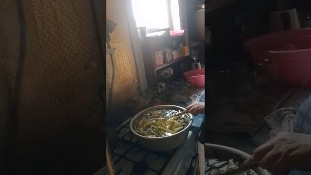 Маринованный болгарский перец.