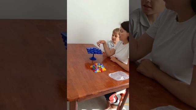 игра поймай баланс #игры #настолки #веселье