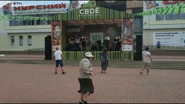 Белый мёд - бывает или подделка? На Медовый Спас пришёл на ярмарку купить мёда