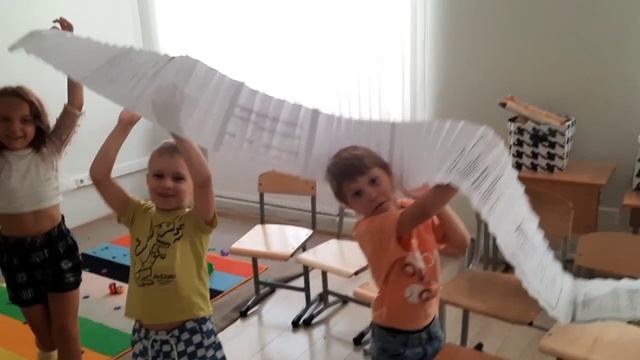 Длинная гармошка из бумаги