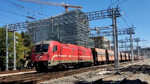 Грузовой поезд с электровозом Таурус 541-108