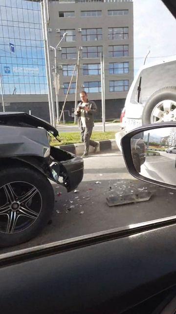 Внедорожники испытали друг друга на прочность в Южно-Сахалинске