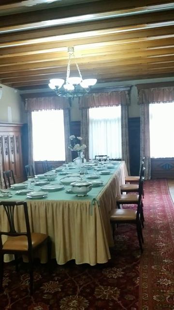 Столовая императора  Массандровского дворца   Крым.