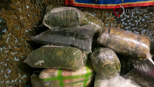 Гуманитарная_помощь_от_казаков_и_волонтёров