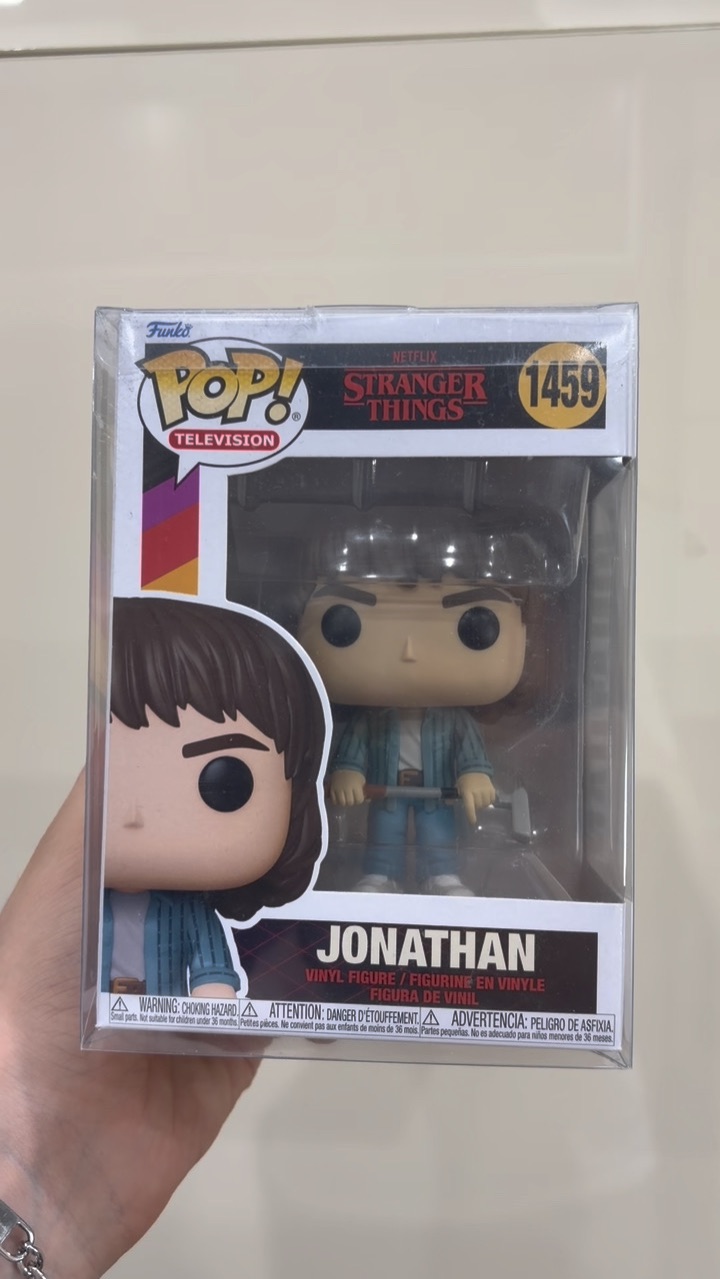🎬🔍Jonathan From 4 Season Of Stranger Things