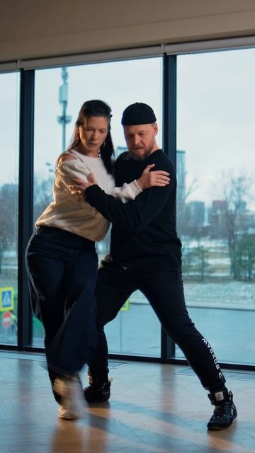 Street Tango. Павел Собирай и Анна Шустова.