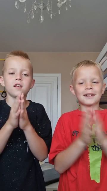 Каких друзей мы знаем😂🤣😂
