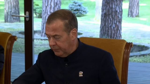 🫡 Дмитрий Медведев назвал молодёжь придурками