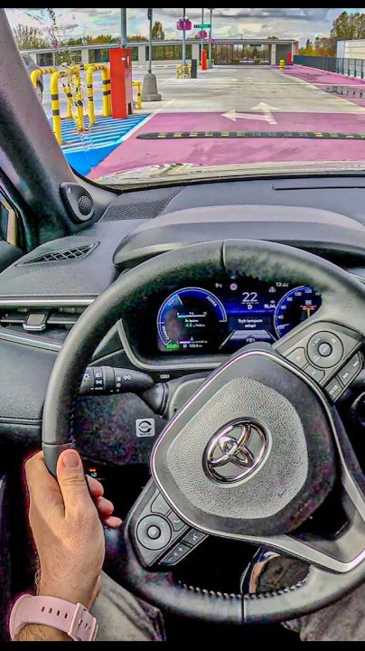 2026 Toyota Corolla Cross - ТЕСТ ДРАЙВ ОТ ПЕРВОГО ЛИЦА