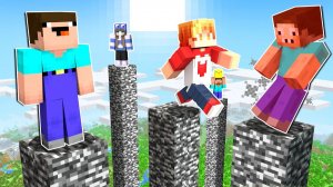 НУБ И ПРО ВЫЖИВАЮТ НА СТОЛБАХ В МАИНКРАФТ НУБИК И ТРОЛЛИНГ МИНИ ИГРА MINECRAFT