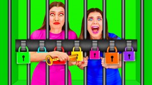 Побег из Комнаты Челлендж # Смешные Челленджи от Fun Challenge