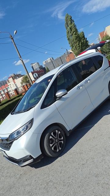 Исповедь владельца Honda Freed CROSSTAR 2022